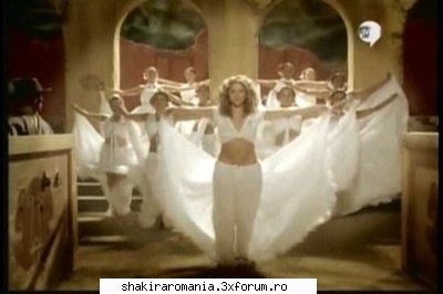 poza hips'dont lie