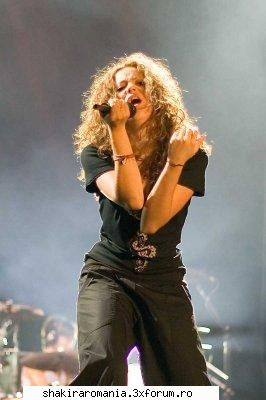poze shakira romania