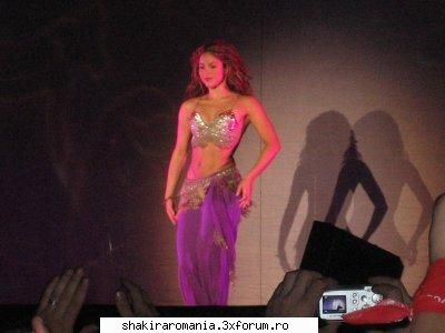 poze shakira romania